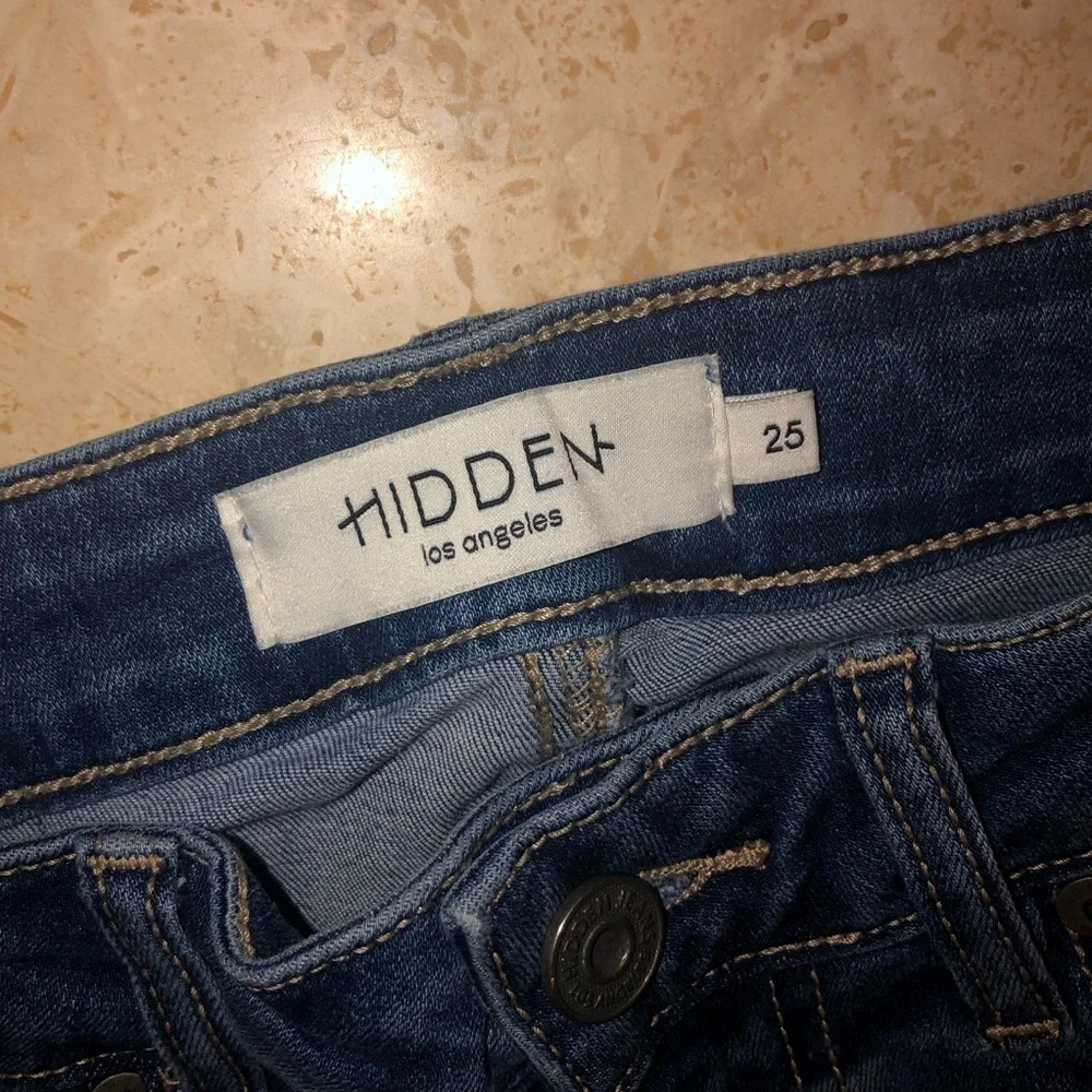 Hidden Jeans stretch Flare high waist w raw hem size 25 used - Picture 4 of 13